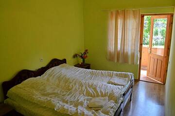 Фото номера Cемейный номер с собственной ванной комнатой Гостевой дом Guest House Aleksandre г. T&#39;mogvi 15